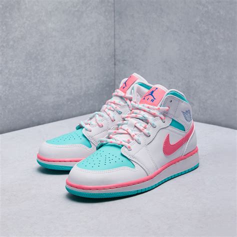 nike air jordan 1 mid basisschool|Jordan 1 Mid Top Shoes .